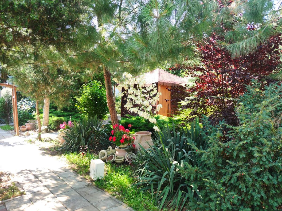 Отель Suzana Garden Венус Экстерьер фото